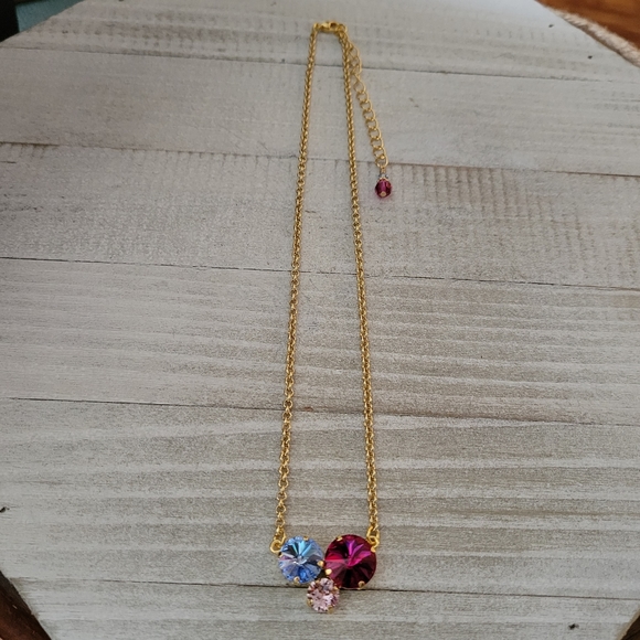 Austrian Crystal Cluster Pendant Necklace in Gold - Picture 6 of 10